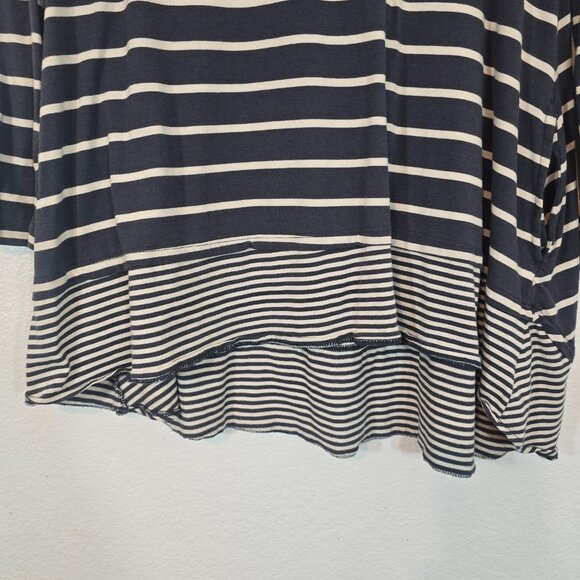 Logo By Lori Goldstein Tunic Blouse Top Women Large Gray Striped Pocket Hi Low - Picture 3 of 10